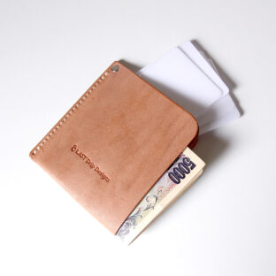 薄型軽量のミニ財布 スマートウォレット（小銭入れなし） マネークリップやL字財布みたいな新感覚札入れ ヌメ革 本革 レザー｜ldds-75649506